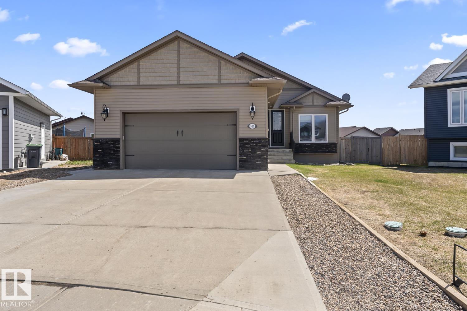511 LAKEWOOD CL, cold lake, Alberta