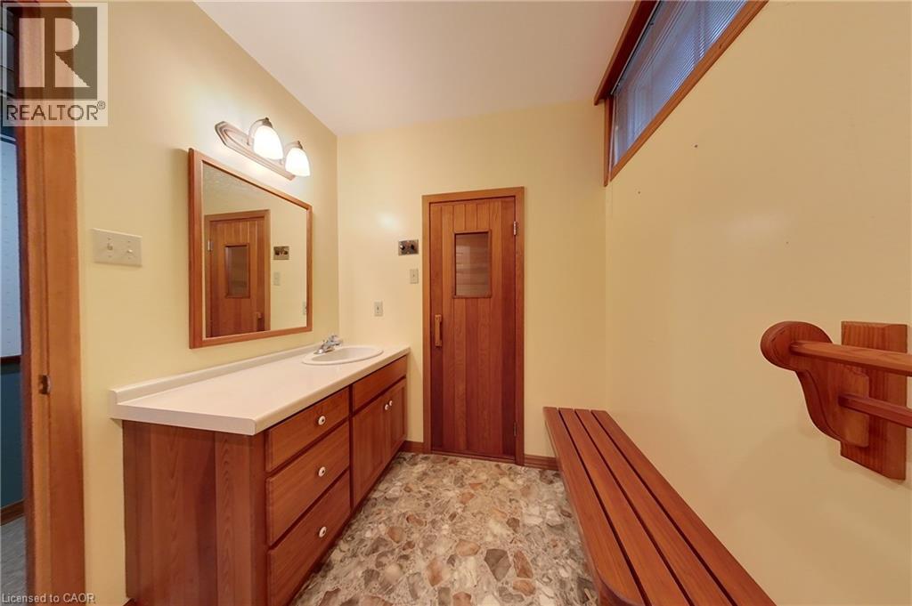 1857 Hopewell Creek Road, Breslau, Ontario  N0B 1M0 - Photo 41 - 40829215
