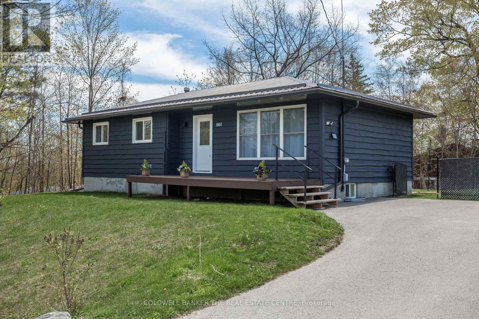 461 Alberta Street, Tay (Port Mcnicoll), Ontario  L0K 1R0 - Photo 2 - S13143154