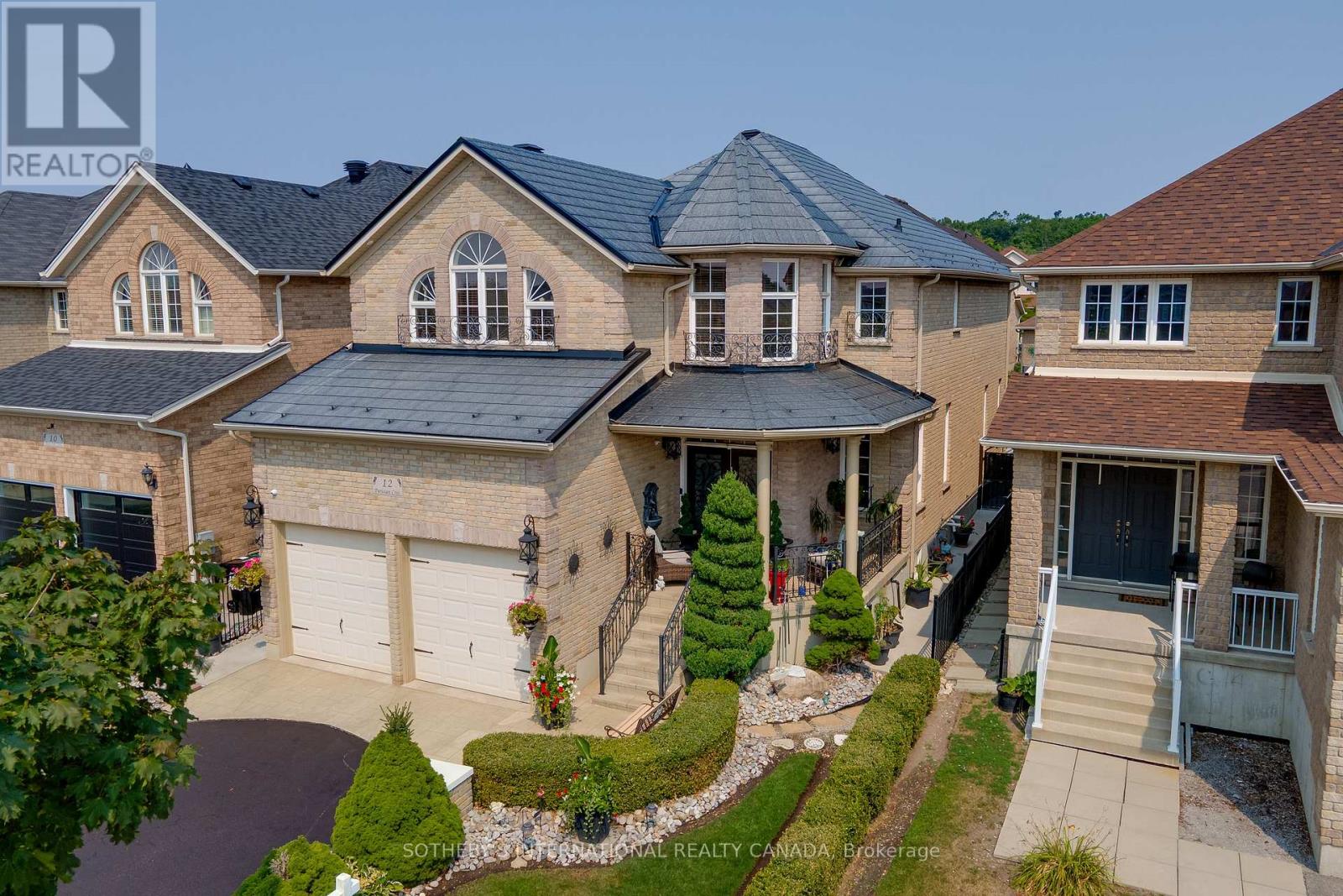 12 PARISIAN CRESCENT, barrie (innis-shore), Ontario