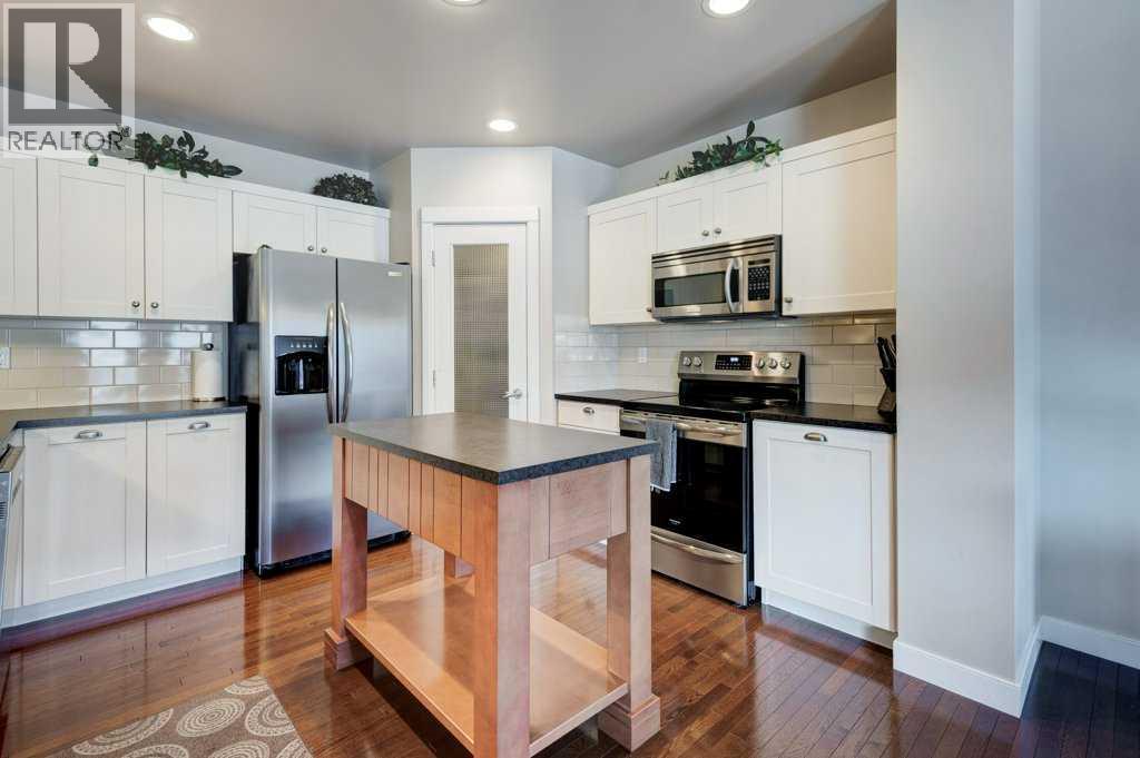 88 Copperstone Gate Se, Calgary, Alberta  T2Z 4S2 - Photo 3 - A2312169