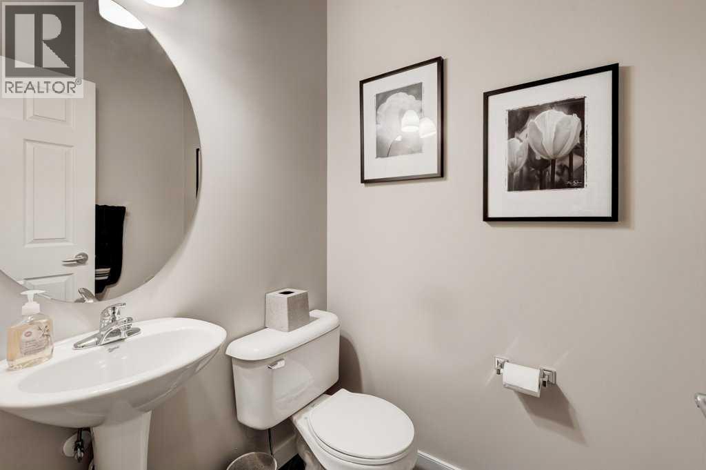 88 Copperstone Gate Se, Calgary, Alberta  T2Z 4S2 - Photo 9 - A2312169