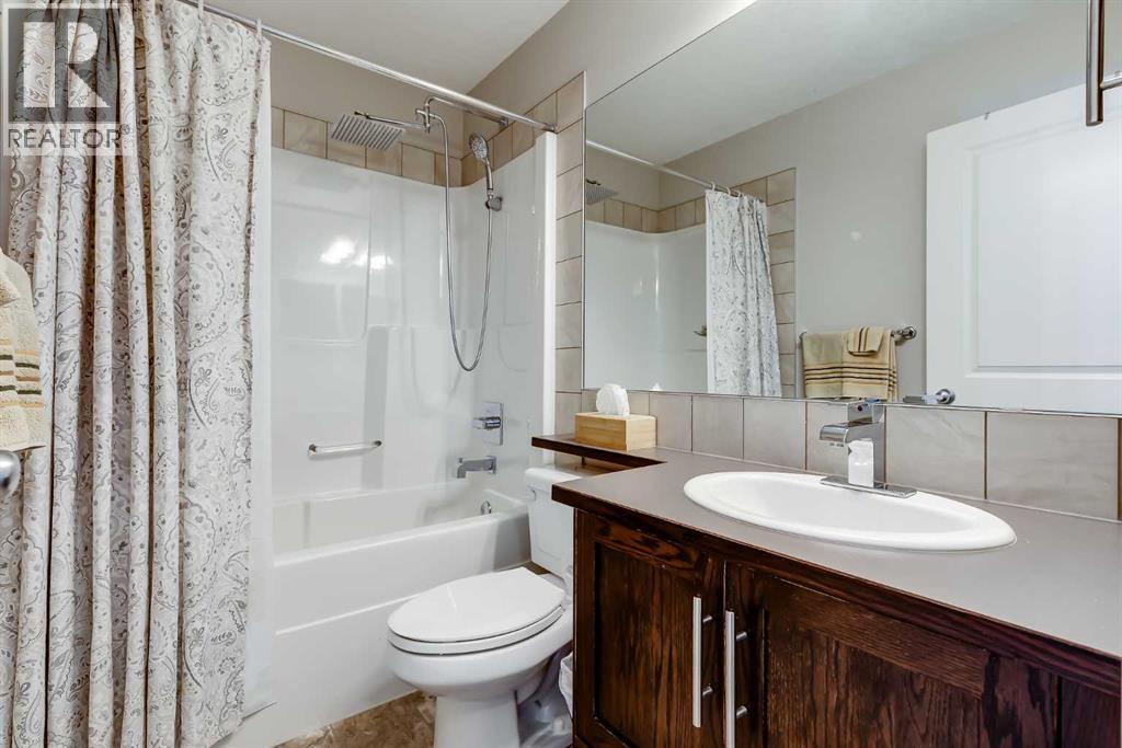 2 Elgin Meadows Green SE, Calgary, Alberta  T2Z 0L8 - Photo 22 - A2303639