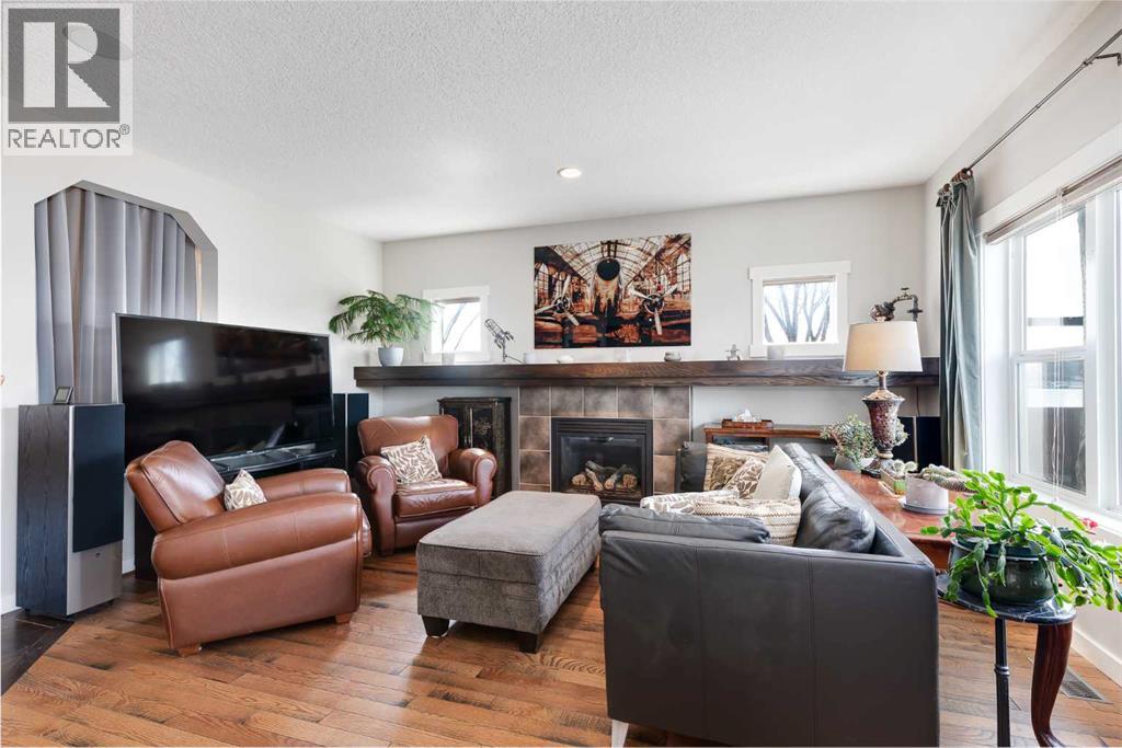 2 Elgin Meadows Green SE, Calgary, Alberta  T2Z 0L8 - Photo 9 - A2303639