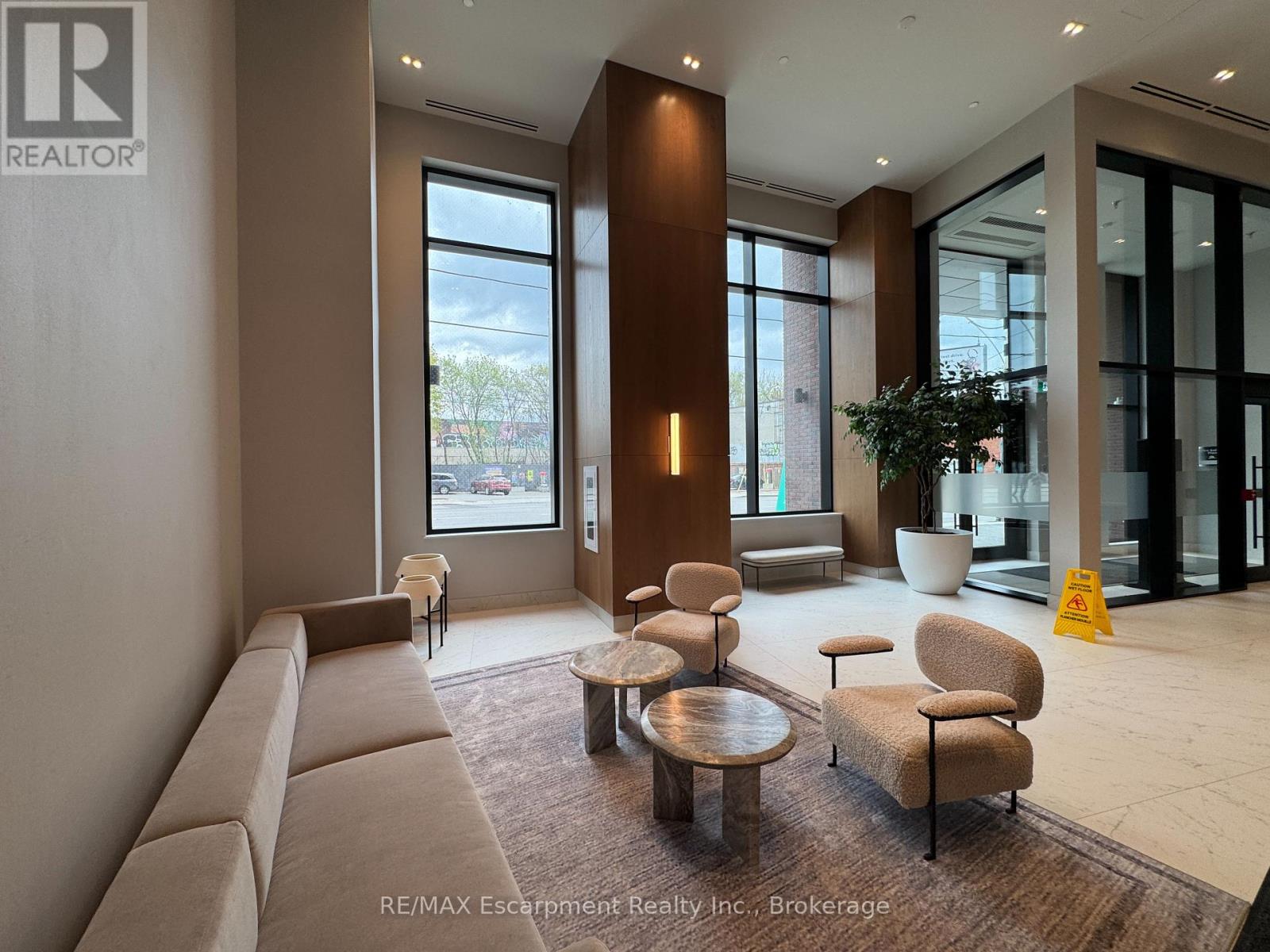 2607 - 1185 Dupont Street, Toronto, Ontario  M6H 0G5 - Photo 3 - W13143334