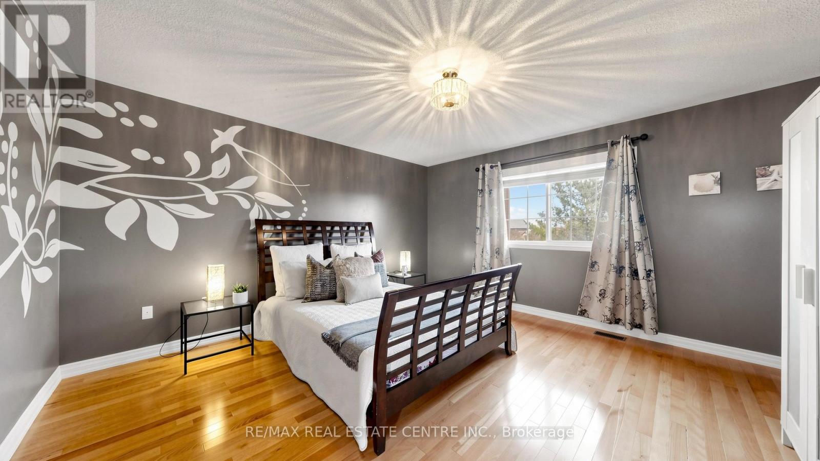 80 Sweetwood Circle, Brampton (Fletcher's Meadow), Ontario  L7A 2S1 - Photo 17 - W13142792