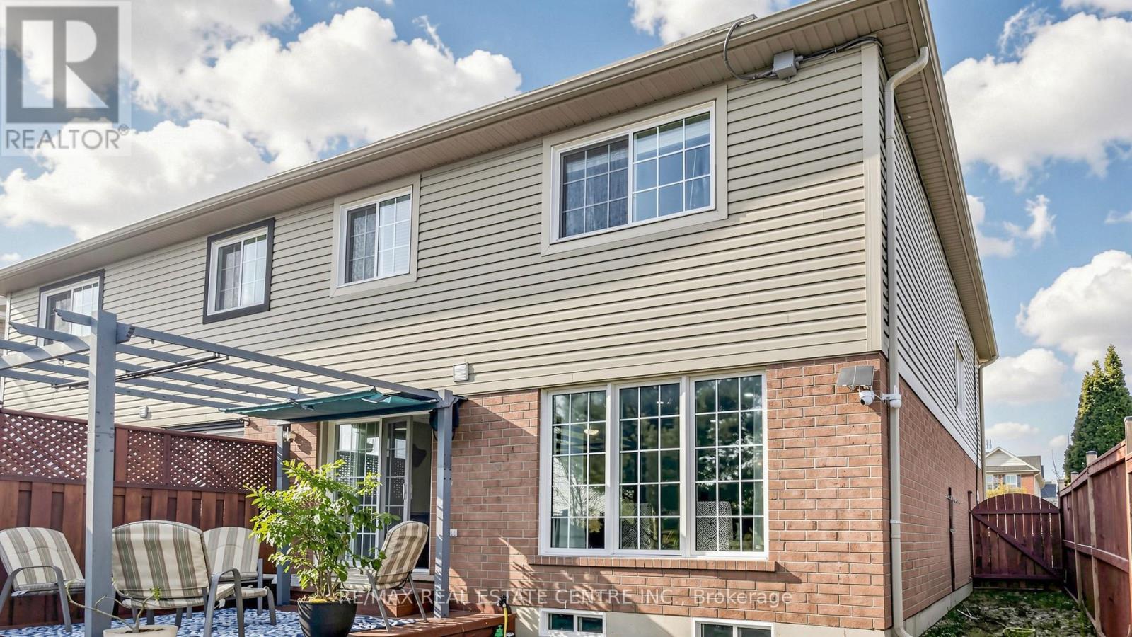80 Sweetwood Circle, Brampton (Fletcher's Meadow), Ontario  L7A 2S1 - Photo 36 - W13142792