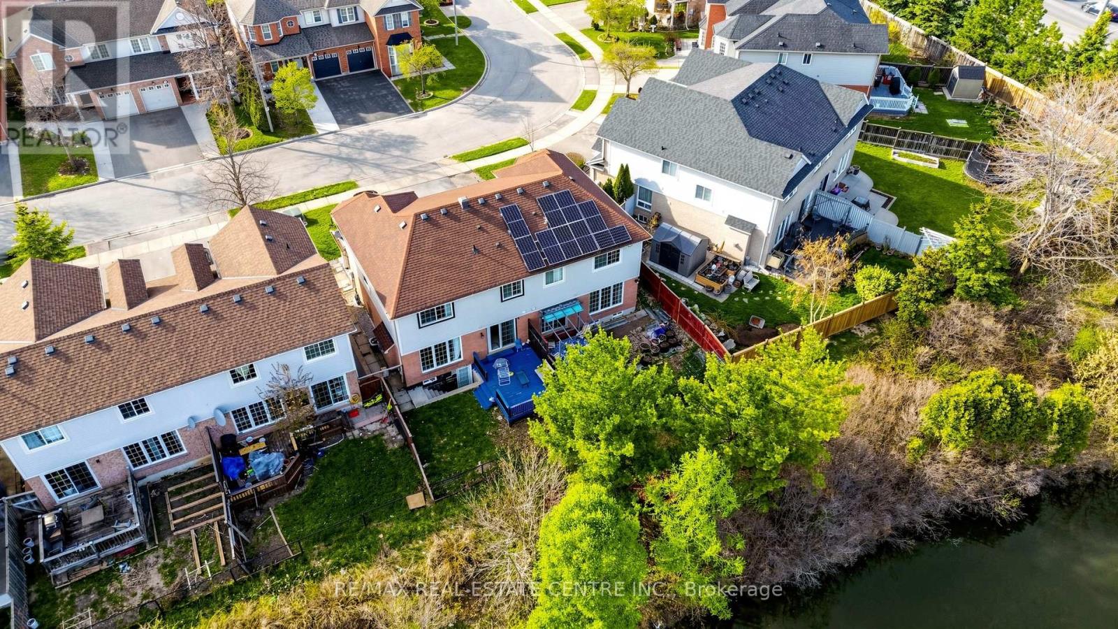80 Sweetwood Circle, Brampton (Fletcher's Meadow), Ontario  L7A 2S1 - Photo 43 - W13142792