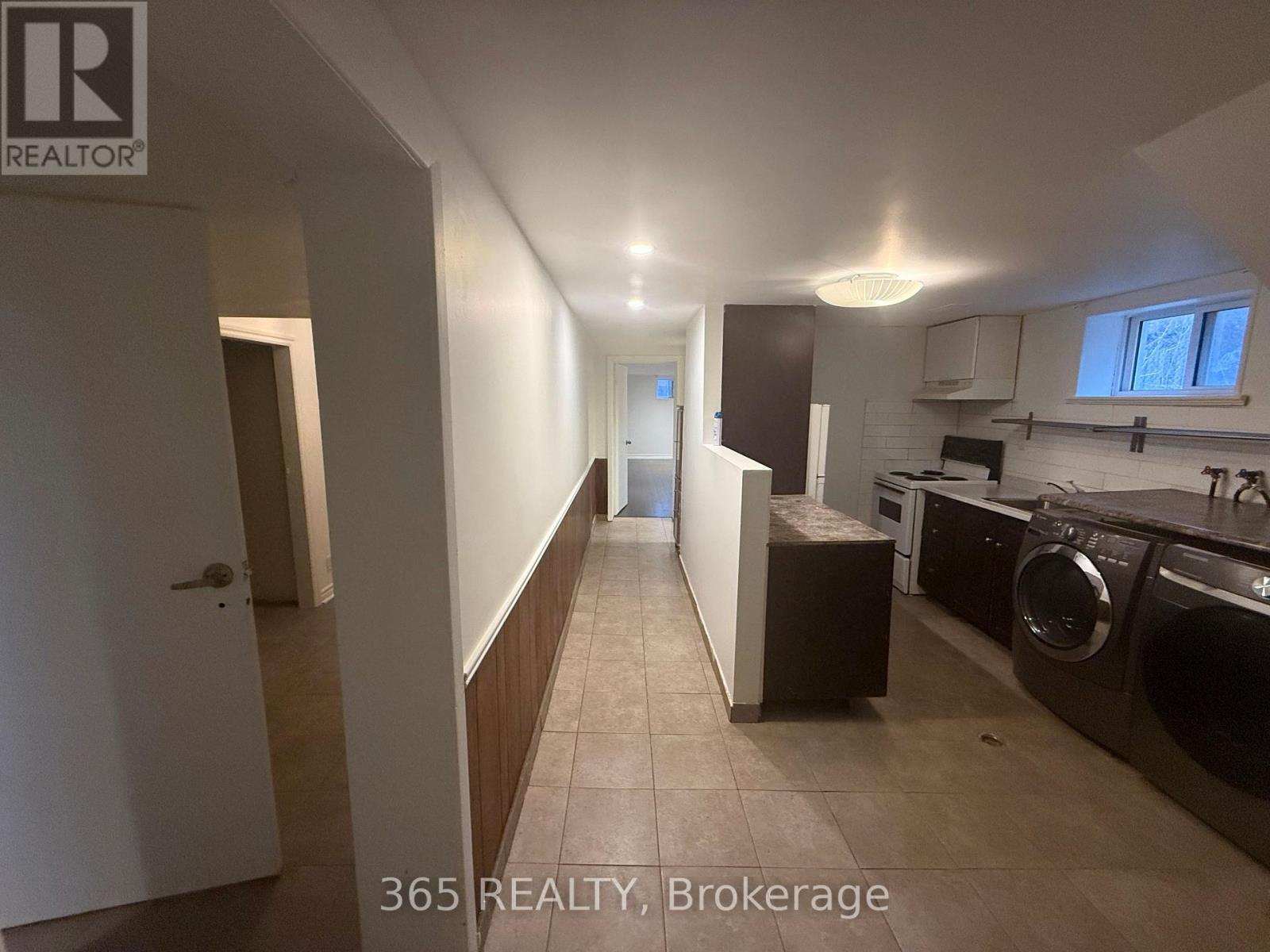 Bsmt - 202 Renforth Drive, Toronto, Ontario  M9C 2K7 - Photo 3 - W13142836