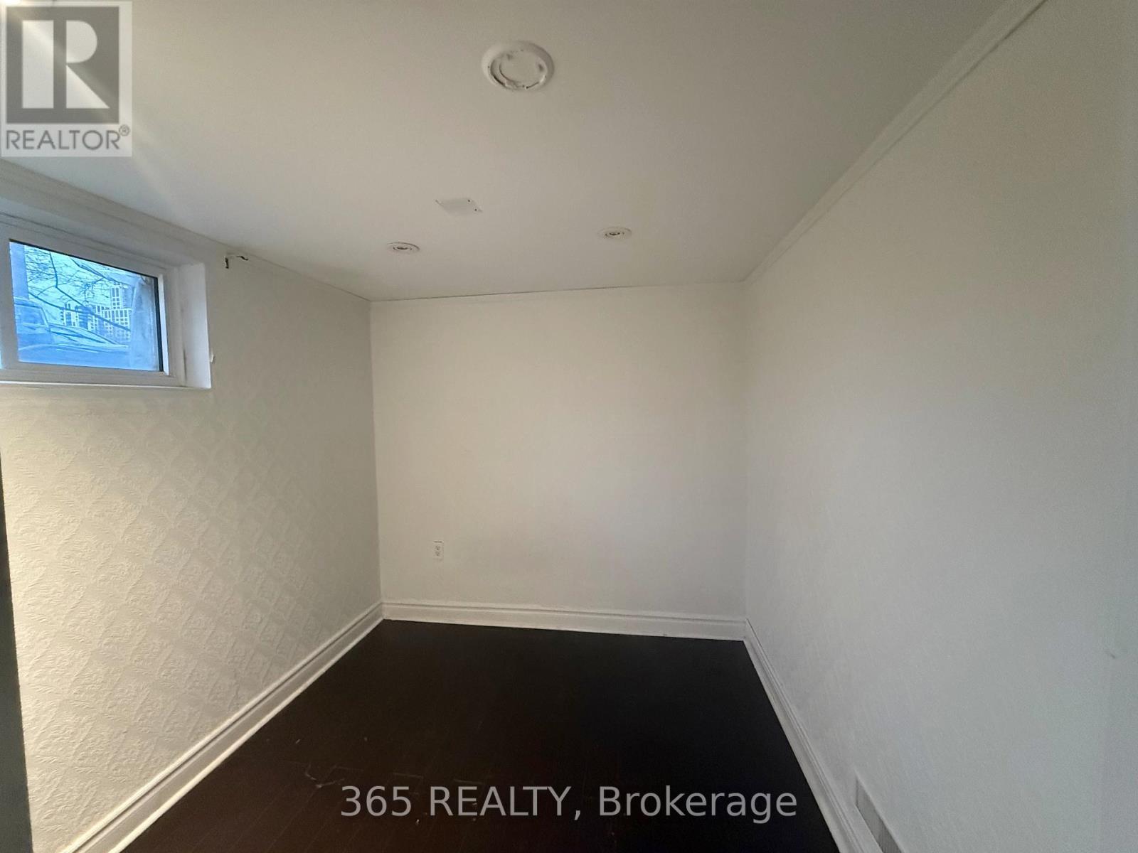 Bsmt - 202 Renforth Drive, Toronto, Ontario  M9C 2K7 - Photo 8 - W13142836