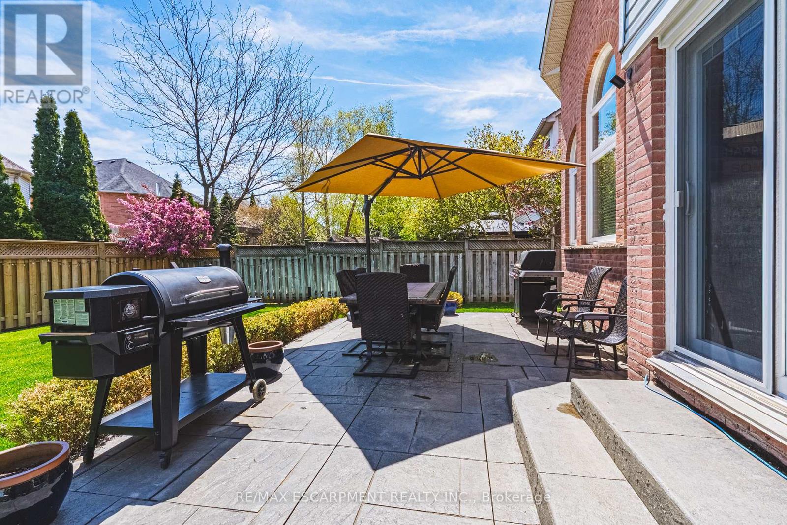 2162 Country Club Drive, Burlington, Ontario L7M 4B1 - Photo 41 - W13142844