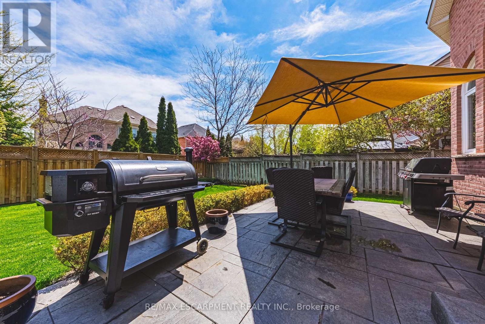 2162 Country Club Drive, Burlington, Ontario L7M 4B1 - Photo 42 - W13142844