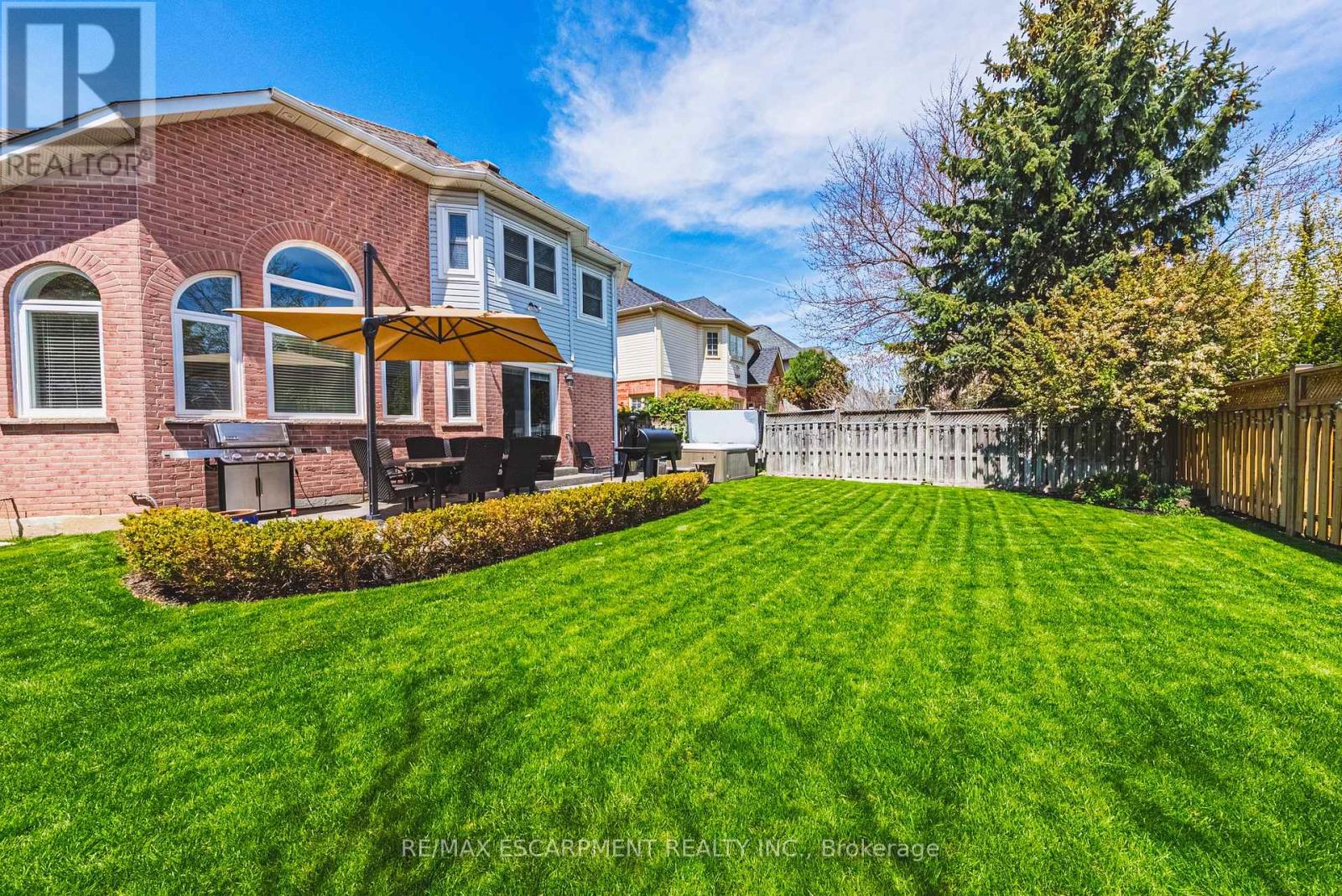 2162 Country Club Drive, Burlington, Ontario L7M 4B1 - Photo 46 - W13142844