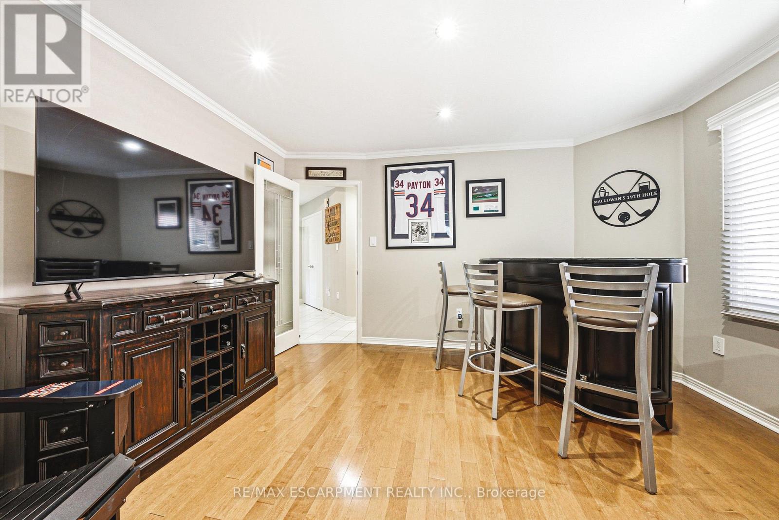 2162 Country Club Drive, Burlington, Ontario L7M 4B1 - Photo 8 - W13142844