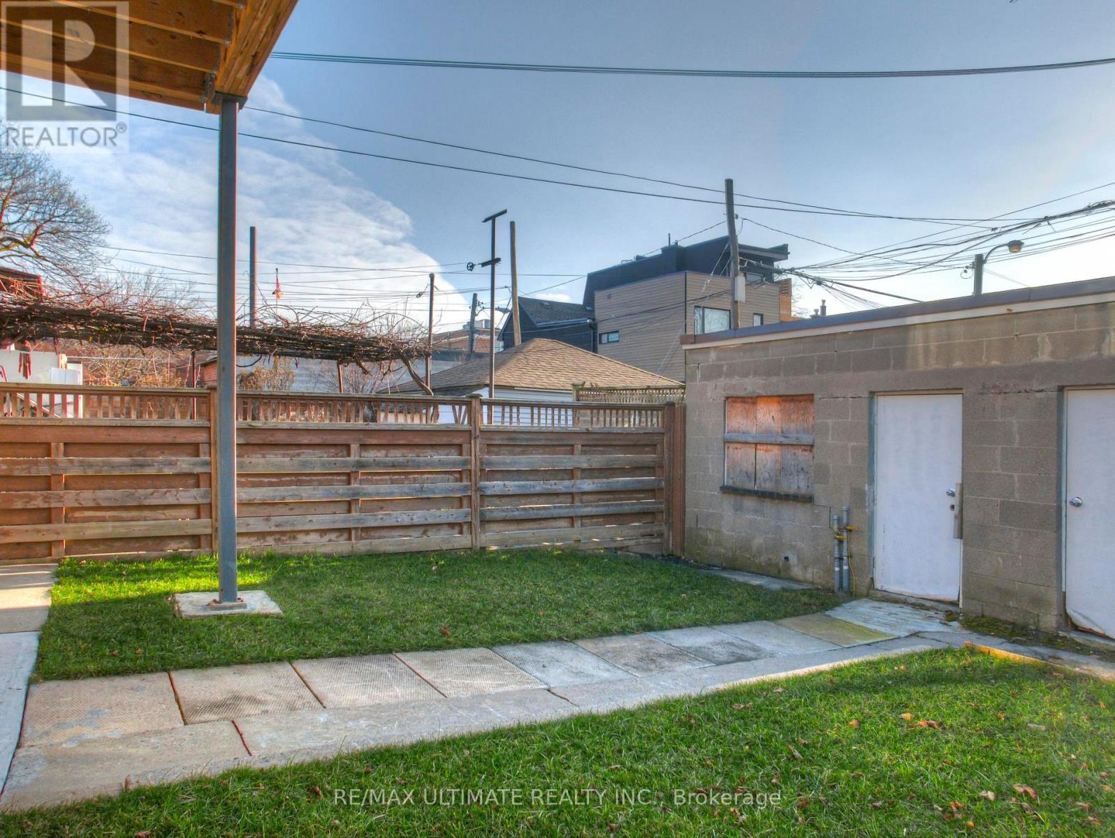 Apt #1 - 115 Wallace Avenue, Toronto, Ontario  M6H 1T8 - Photo 17 - W13142848