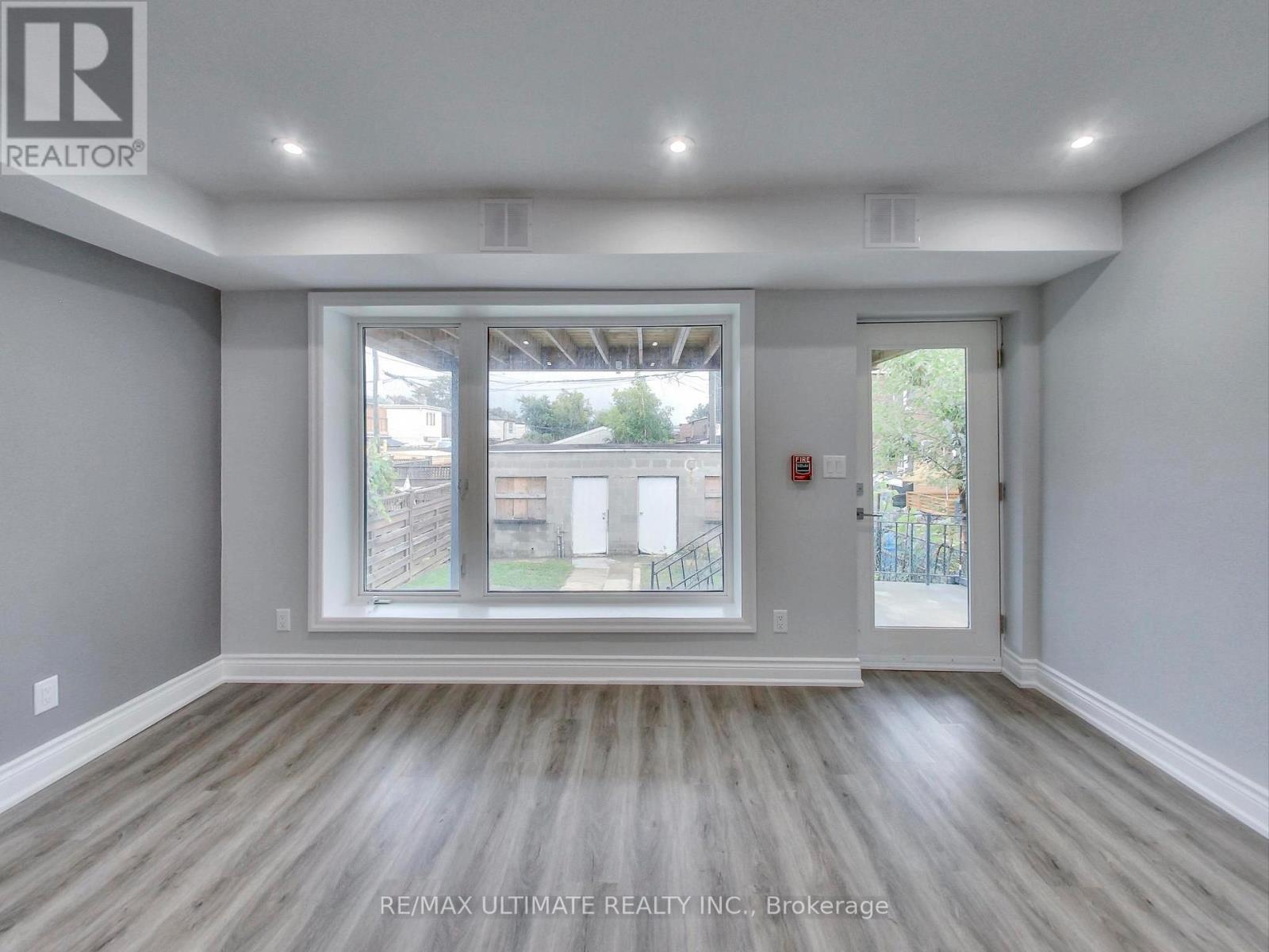 Apt #1 - 115 Wallace Avenue, Toronto, Ontario  M6H 1T8 - Photo 5 - W13142848