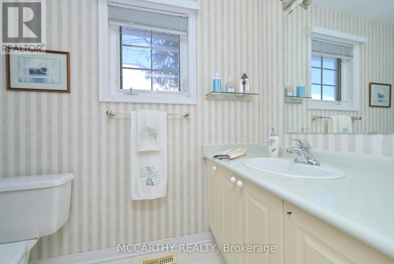 342 Lewis Drive, Orangeville, Ontario  L9W 4P8 - Photo 19 - W13142852