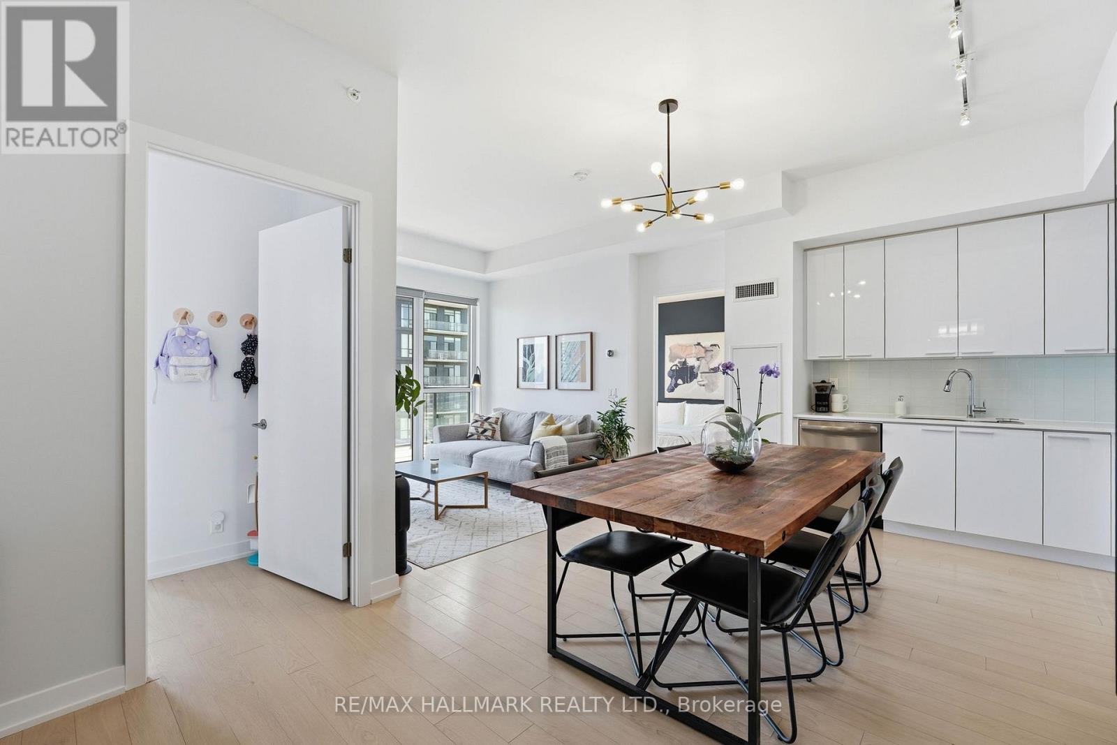 4310 - 10 Park Lawn Road, Toronto, Ontario  M8V 0H9 - Photo 2 - W13142864