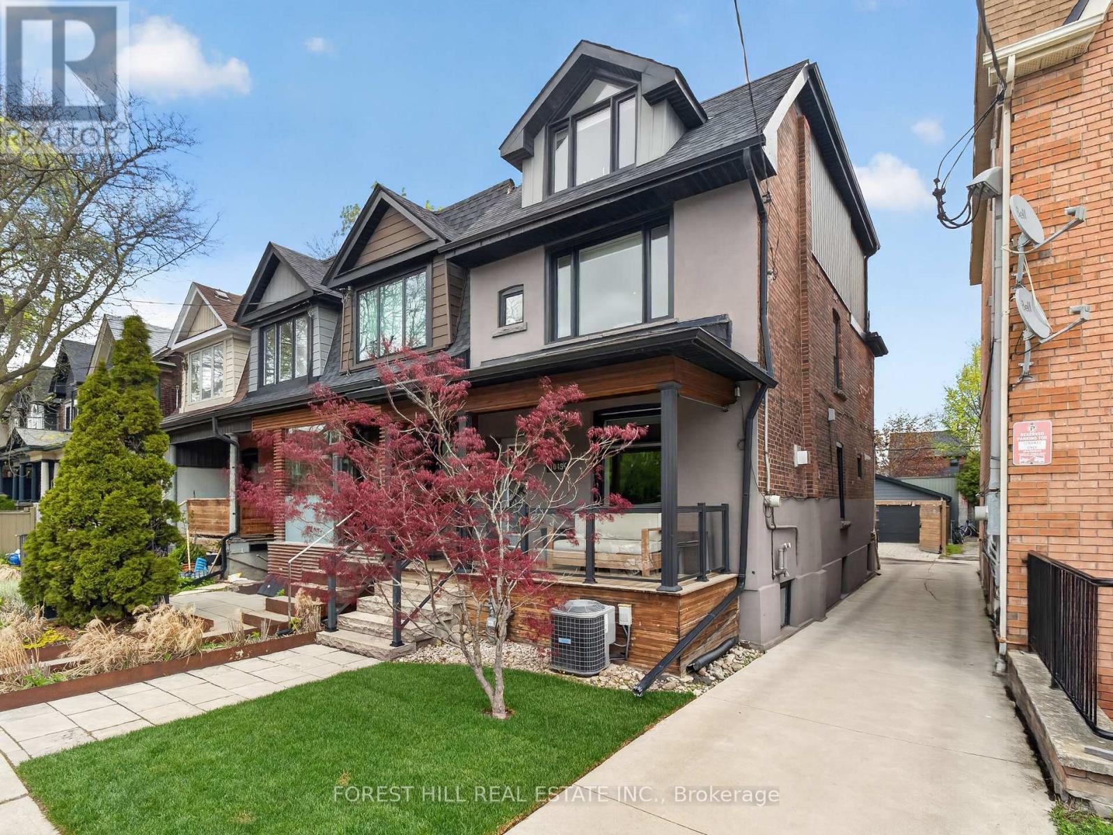 1045 Dovercourt Road, Toronto, Ontario M6H 2X7 - Photo 1 - W13142868
