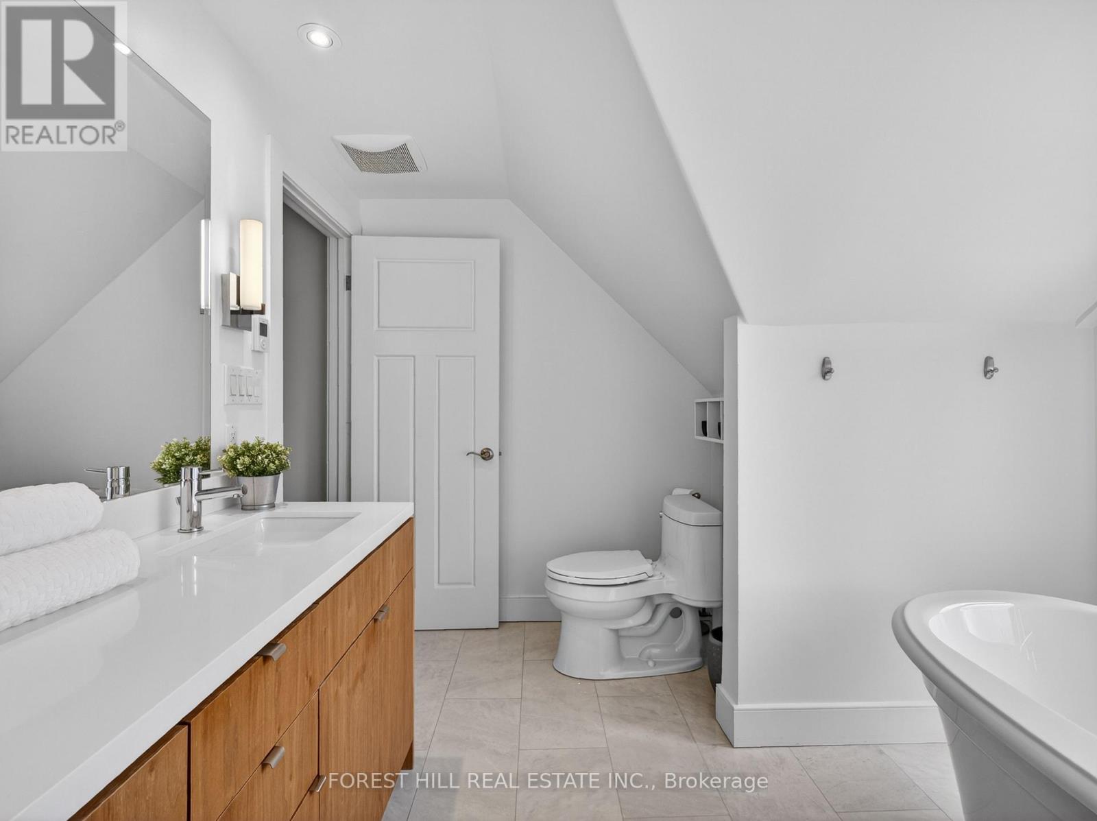 1045 Dovercourt Road, Toronto, Ontario M6H 2X7 - Photo 24 - W13142868