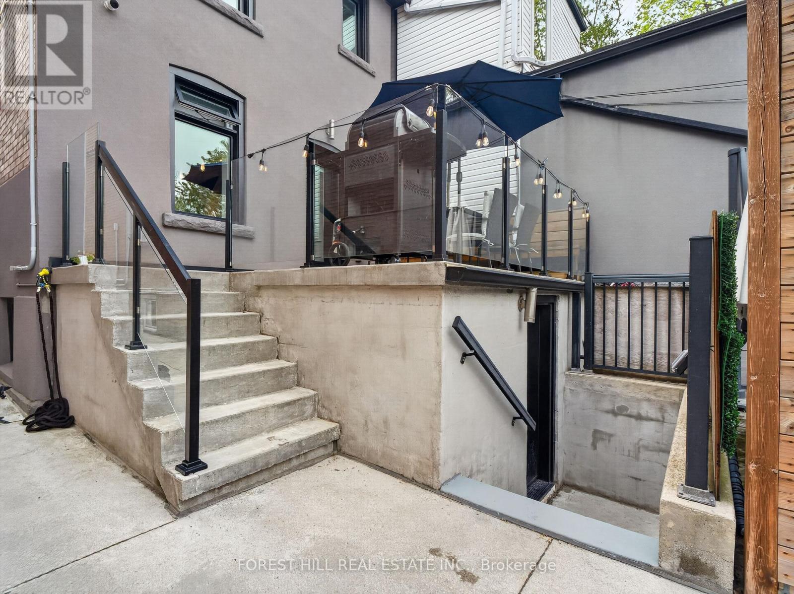 1045 Dovercourt Road, Toronto, Ontario M6H 2X7 - Photo 38 - W13142868