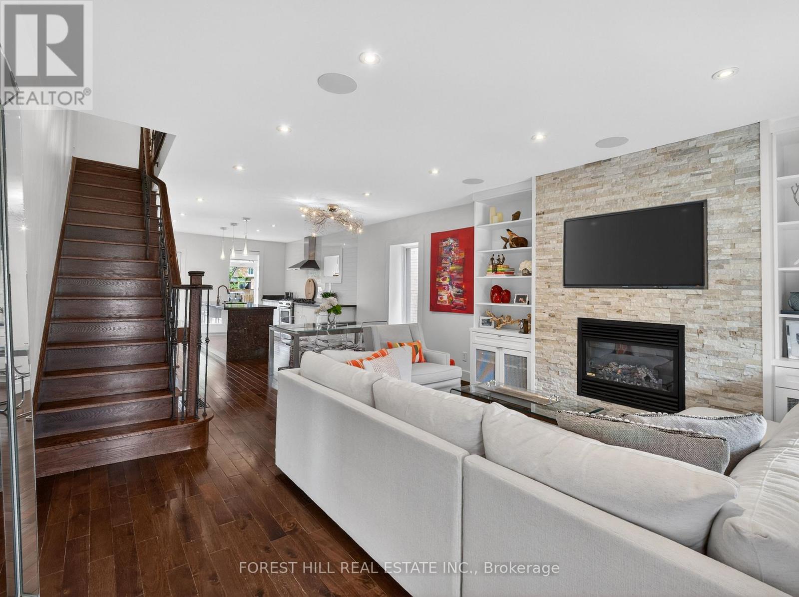 1045 Dovercourt Road, Toronto, Ontario M6H 2X7 - Photo 4 - W13142868