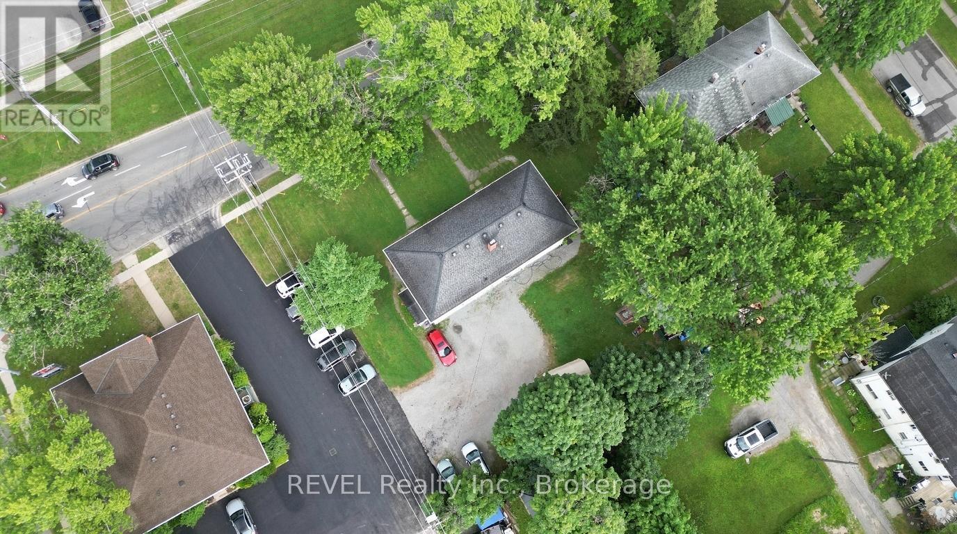 Lower - 21 Plymouth Road, Welland, Ontario  L3B 3C4 - Photo 17 - X13143232