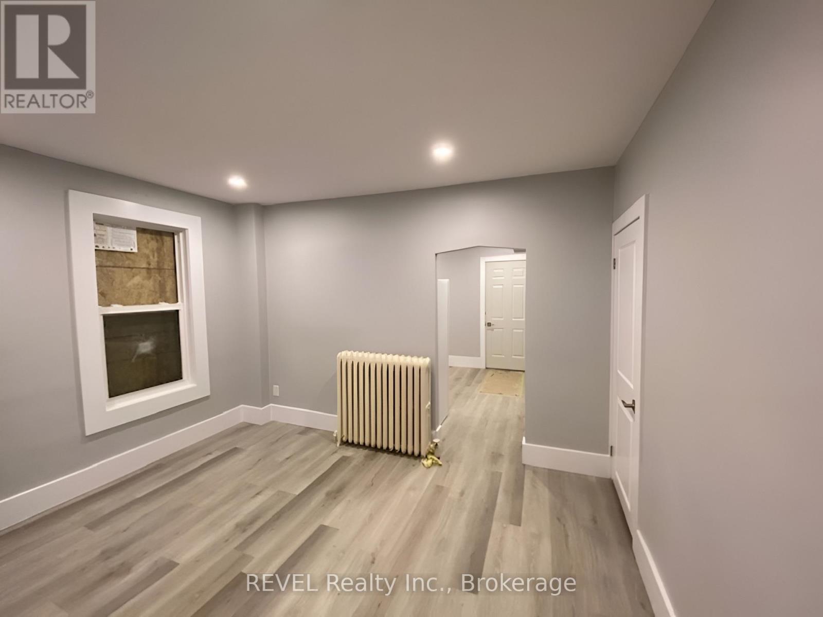 Lower - 21 Plymouth Road, Welland, Ontario  L3B 3C4 - Photo 5 - X13143232