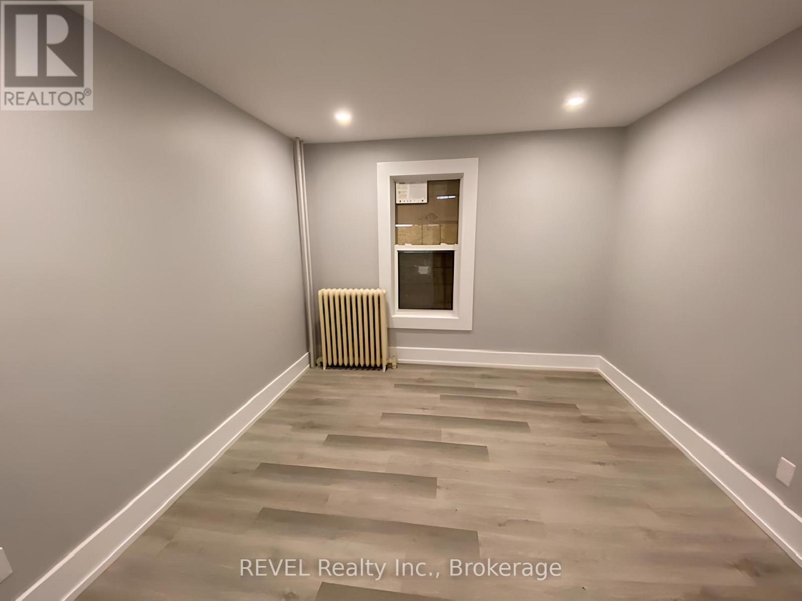 Lower - 21 Plymouth Road, Welland, Ontario  L3B 3C4 - Photo 6 - X13143232