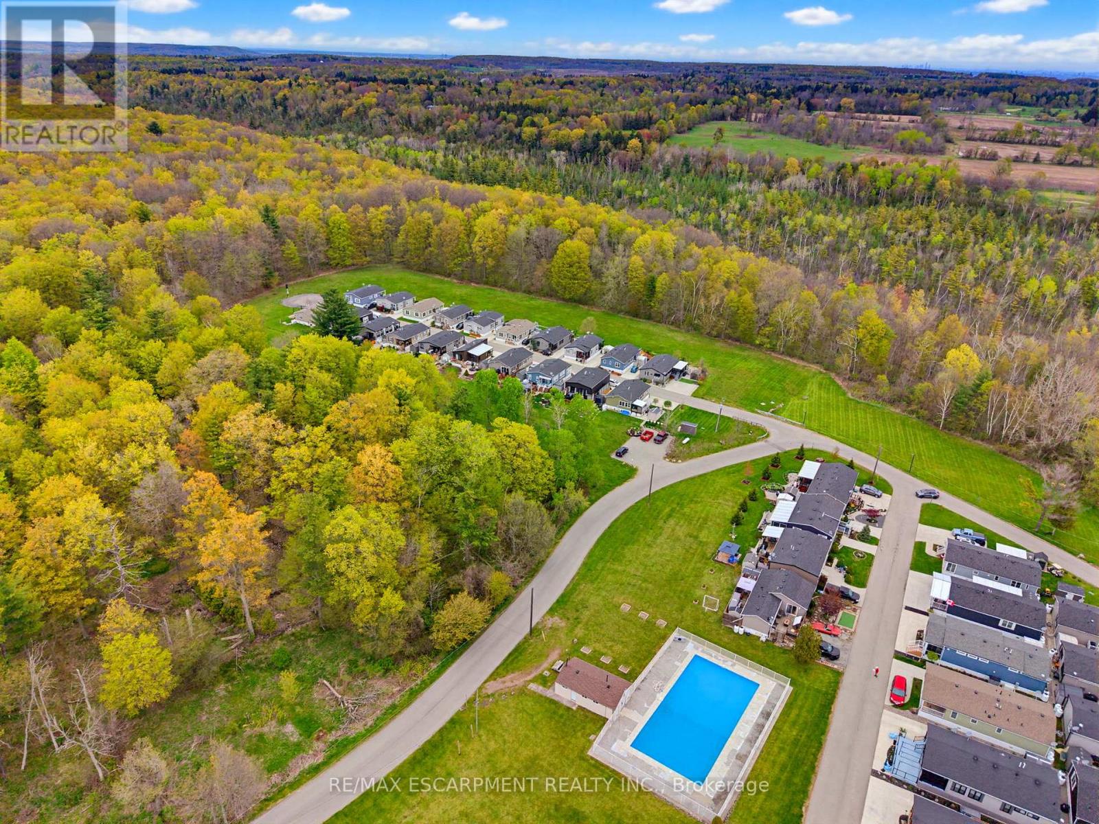 2 Cedar Street - 4449 Milburough Line, Burlington, Ontario L7P 0C5 - Photo 7 - W13142884