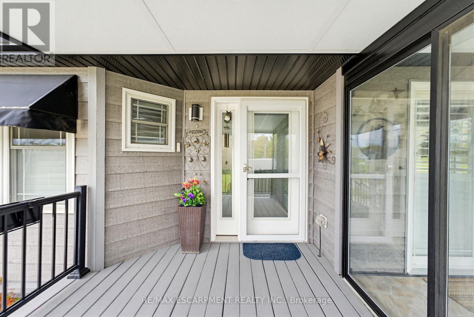 2 Cedar Street - 4449 Milburough Line, Burlington, Ontario L7P 0C5 - Photo 8 - W13142884