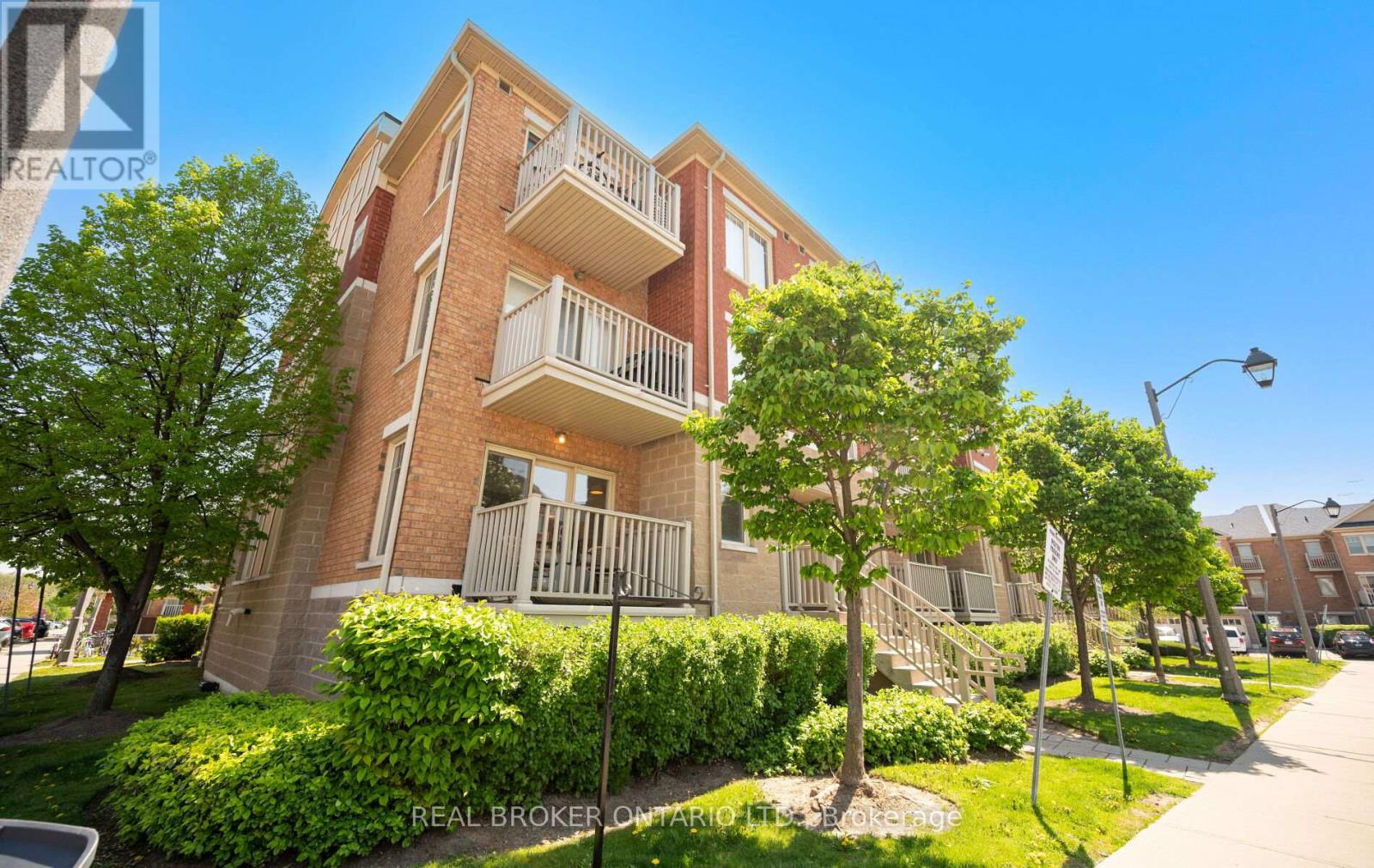 50 - 5050 Intrepid Drive, Mississauga, Ontario  L5M 0E5 - Photo 4 - W13142938