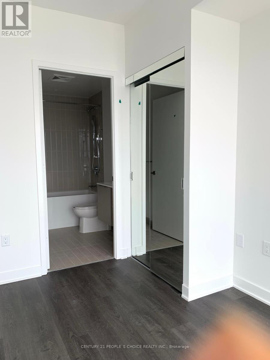2607 - 3900 Confederation Parkway, Mississauga, Ontario  L5B 0M3 - Photo 15 - W13142964