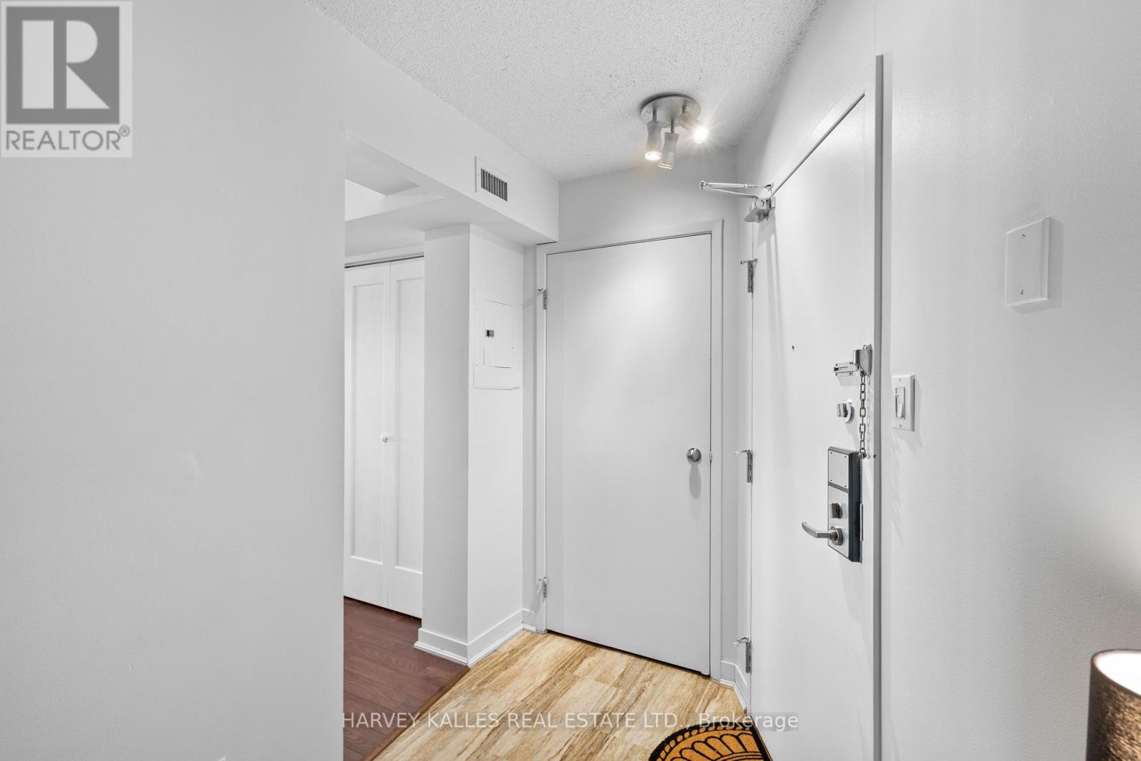 803 - 650 Queens Quay W, Toronto, Ontario  M5V 3N2 - Photo 21 - C13142982