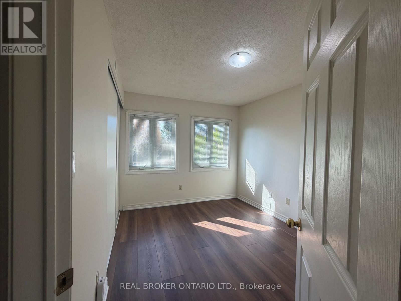108 - 4140 Foxwood Drive, Burlington, Ontario  L7M 4R4 - Photo 8 - W13143042