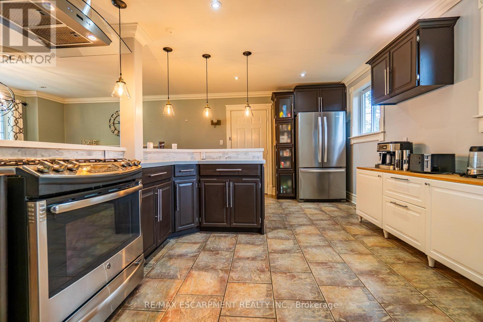 5349 Bromley Road, Burlington, Ontario  L7L 3G5 - Photo 13 - W13143056
