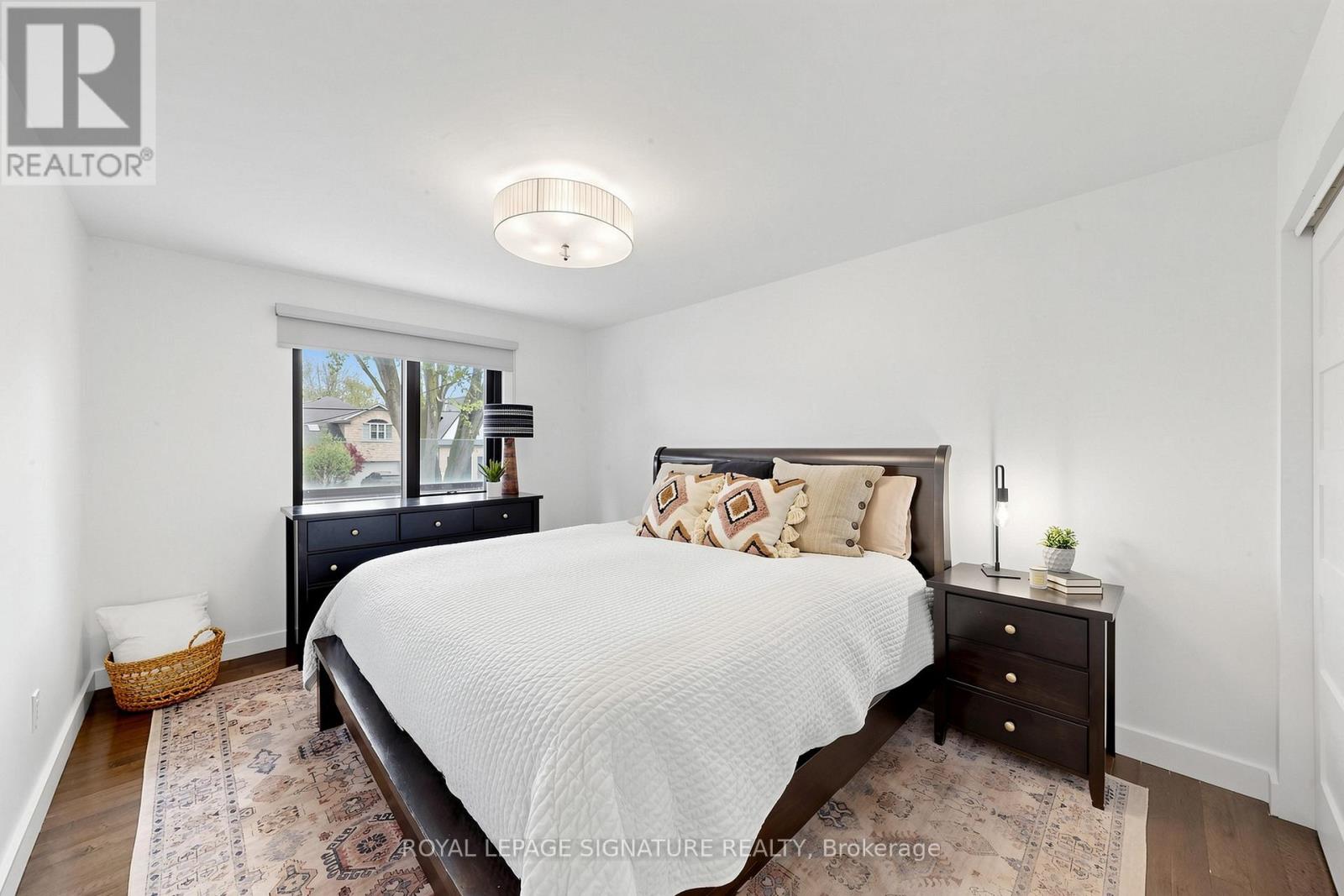 27 Fairwood Place E, Burlington, Ontario  L7T 2B7 - Photo 16 - W13143064