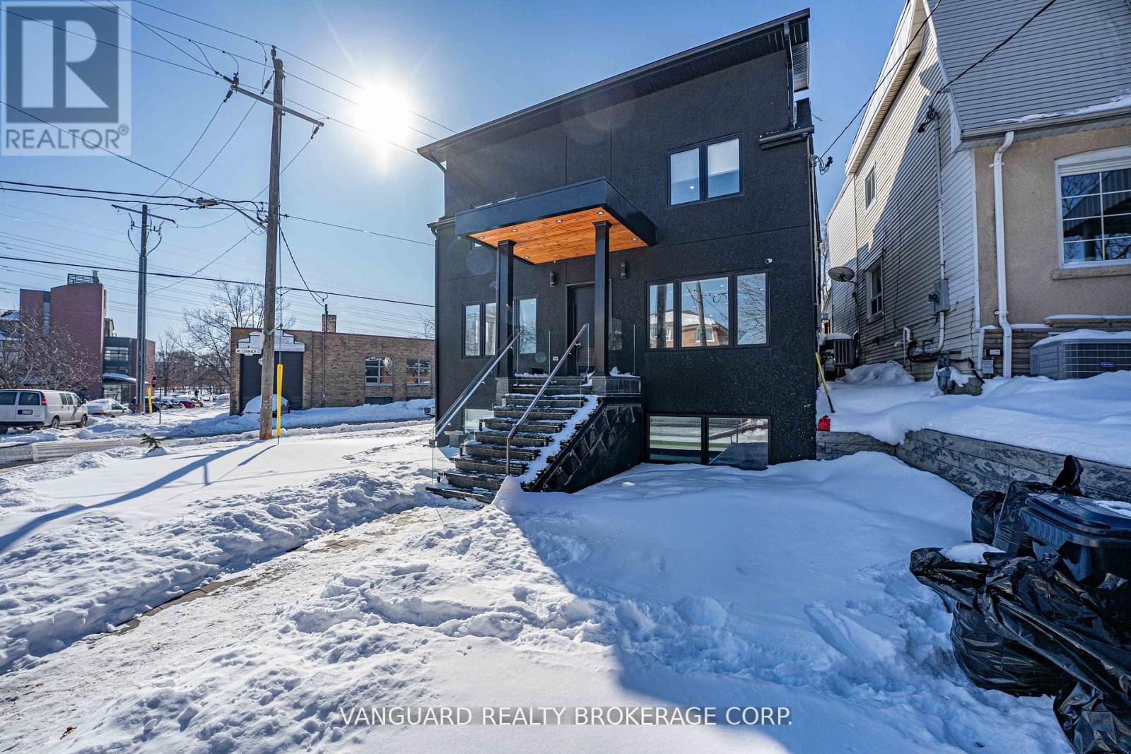 410 Maybank Avenue, Toronto, Ontario  M6N 3S8 - Photo 12 - W13143096