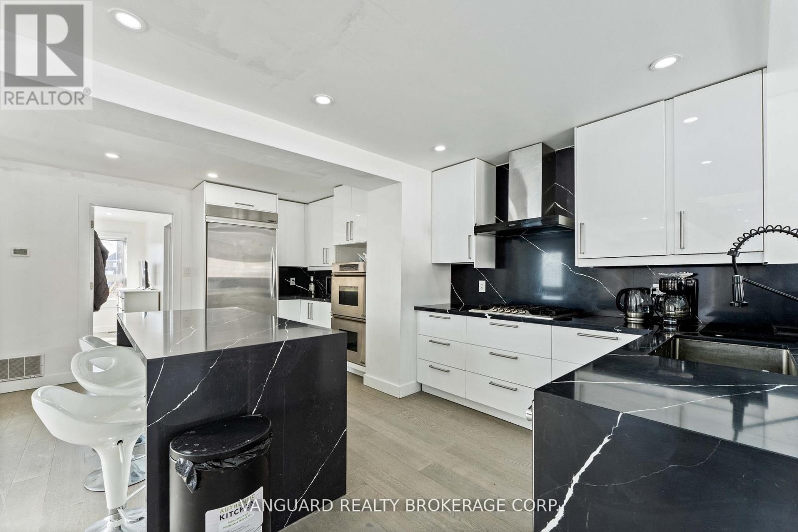 410 Maybank Avenue, Toronto, Ontario  M6N 3S8 - Photo 27 - W13143096