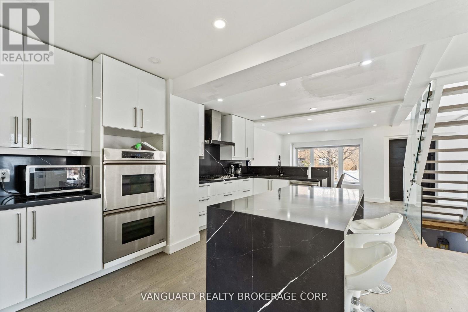 410 Maybank Avenue, Toronto, Ontario  M6N 3S8 - Photo 28 - W13143096