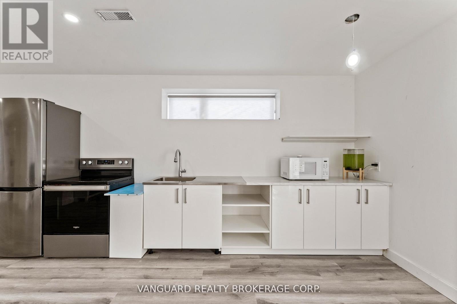 410 Maybank Avenue, Toronto, Ontario  M6N 3S8 - Photo 42 - W13143096