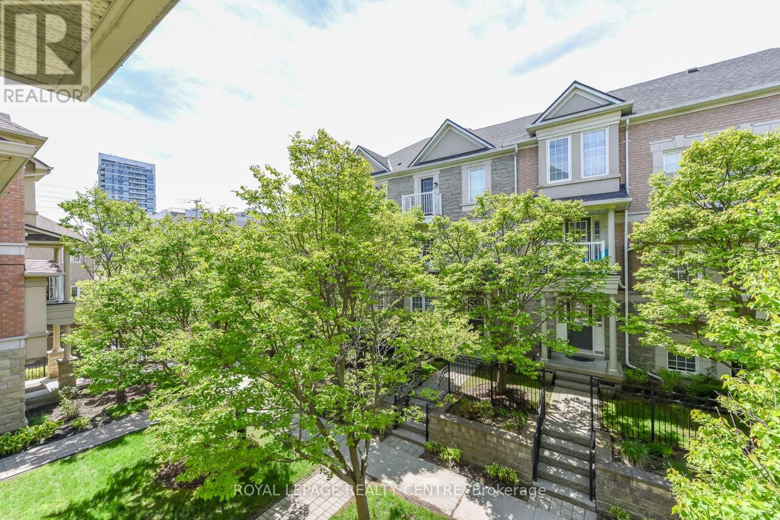210 - 60 Rosewood Avenue, Mississauga, Ontario  L5G 4W2 - Photo 17 - W13143124