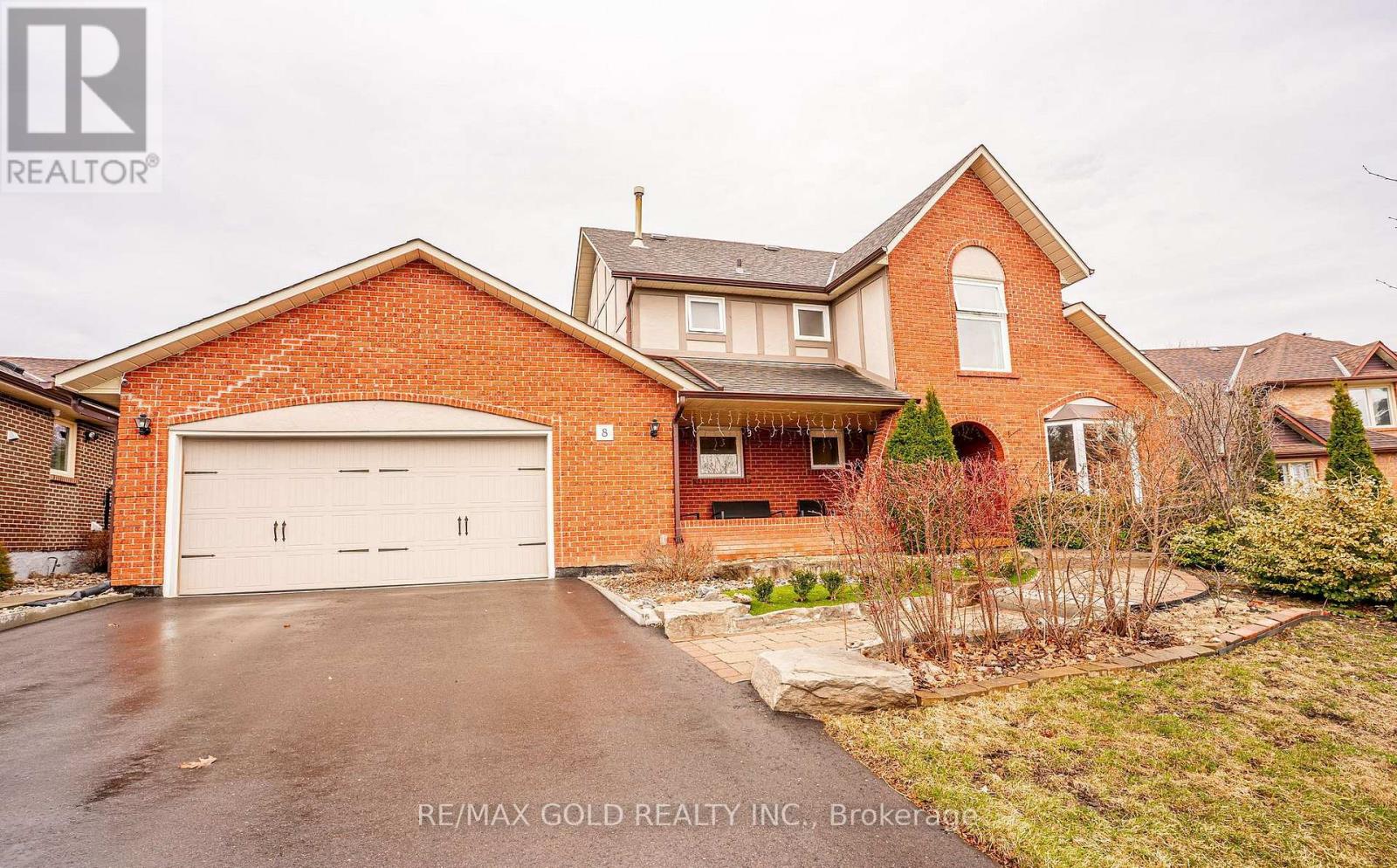 8 Oldham Crescent, Brampton, Ontario  L6Z 1W3 - Photo 2 - W13143132
