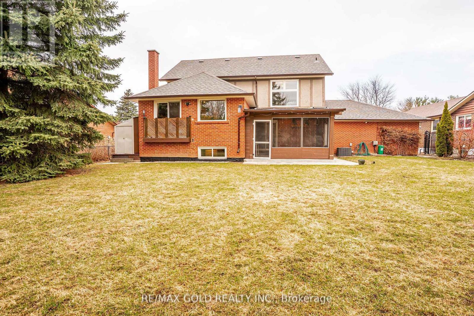 8 Oldham Crescent, Brampton, Ontario  L6Z 1W3 - Photo 43 - W13143132