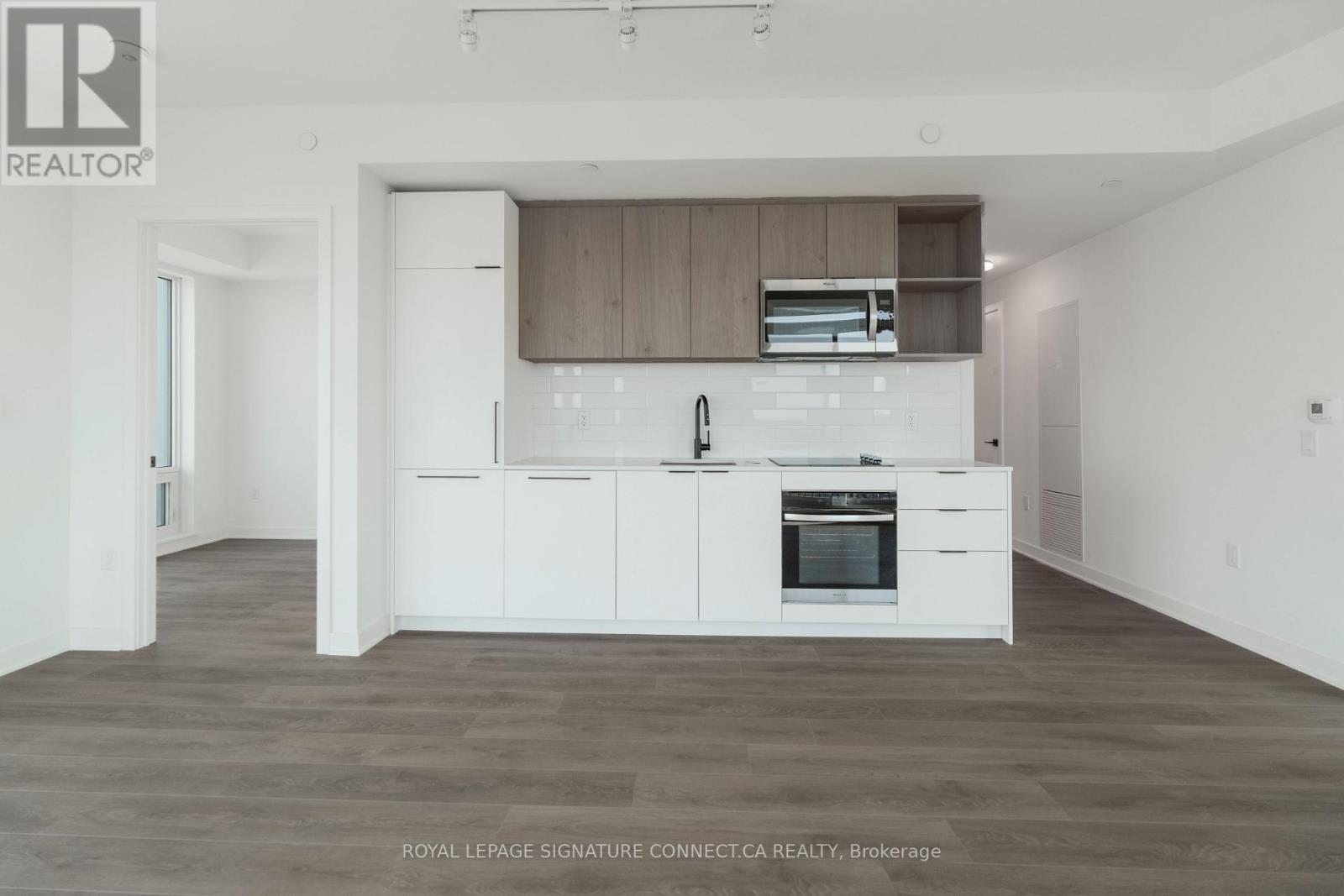 1610 - 1185 Dupont Street, Toronto, Ontario  M6H 0G5 - Photo 3 - W13143134
