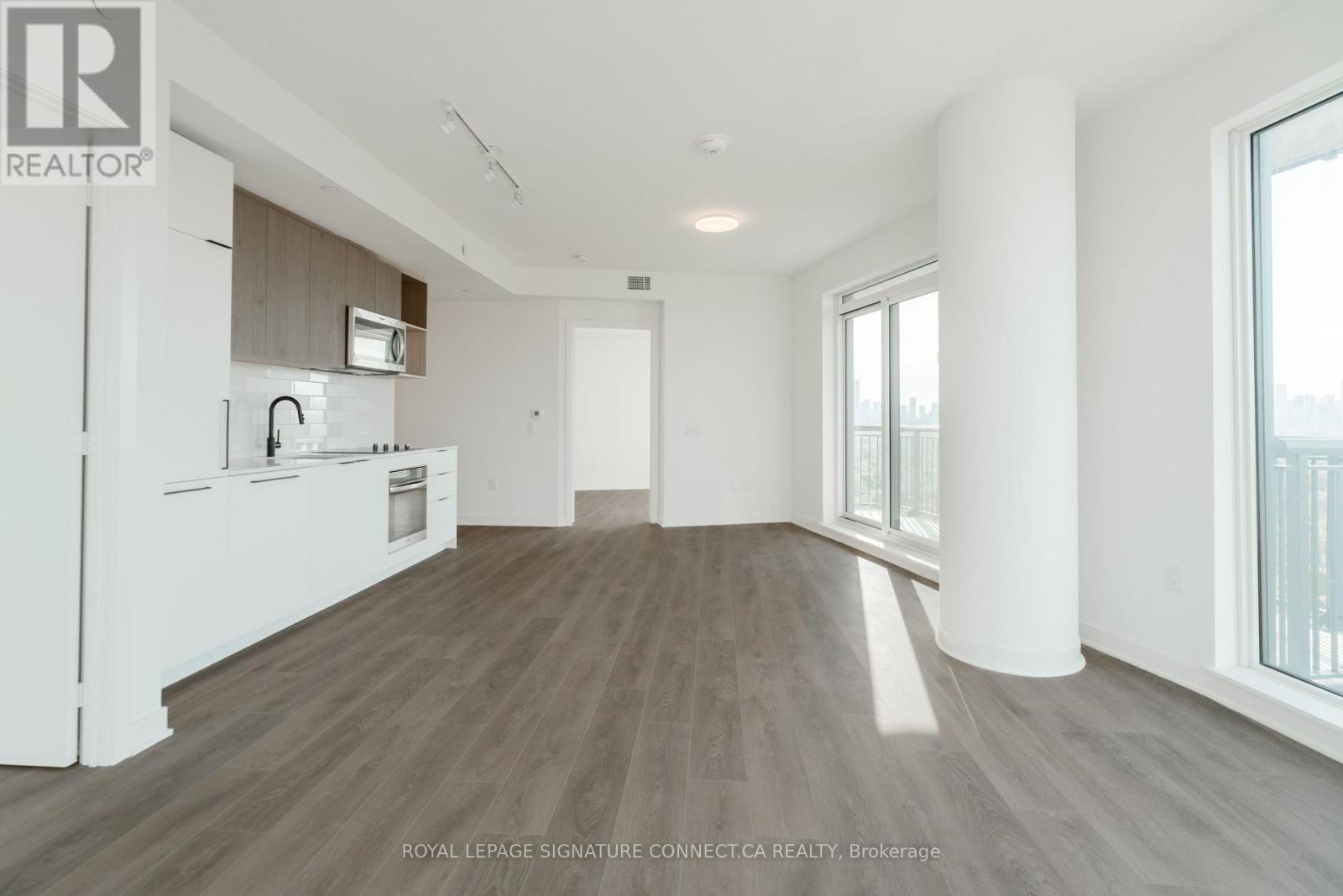 1610 - 1185 Dupont Street, Toronto, Ontario  M6H 0G5 - Photo 4 - W13143134
