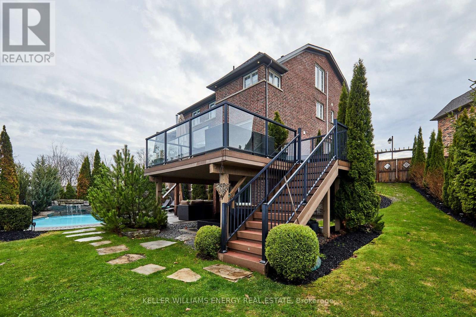 50 Rumbellow Crescent, Ajax, Ontario  L1Z 0P8 - Photo 38 - E13014458