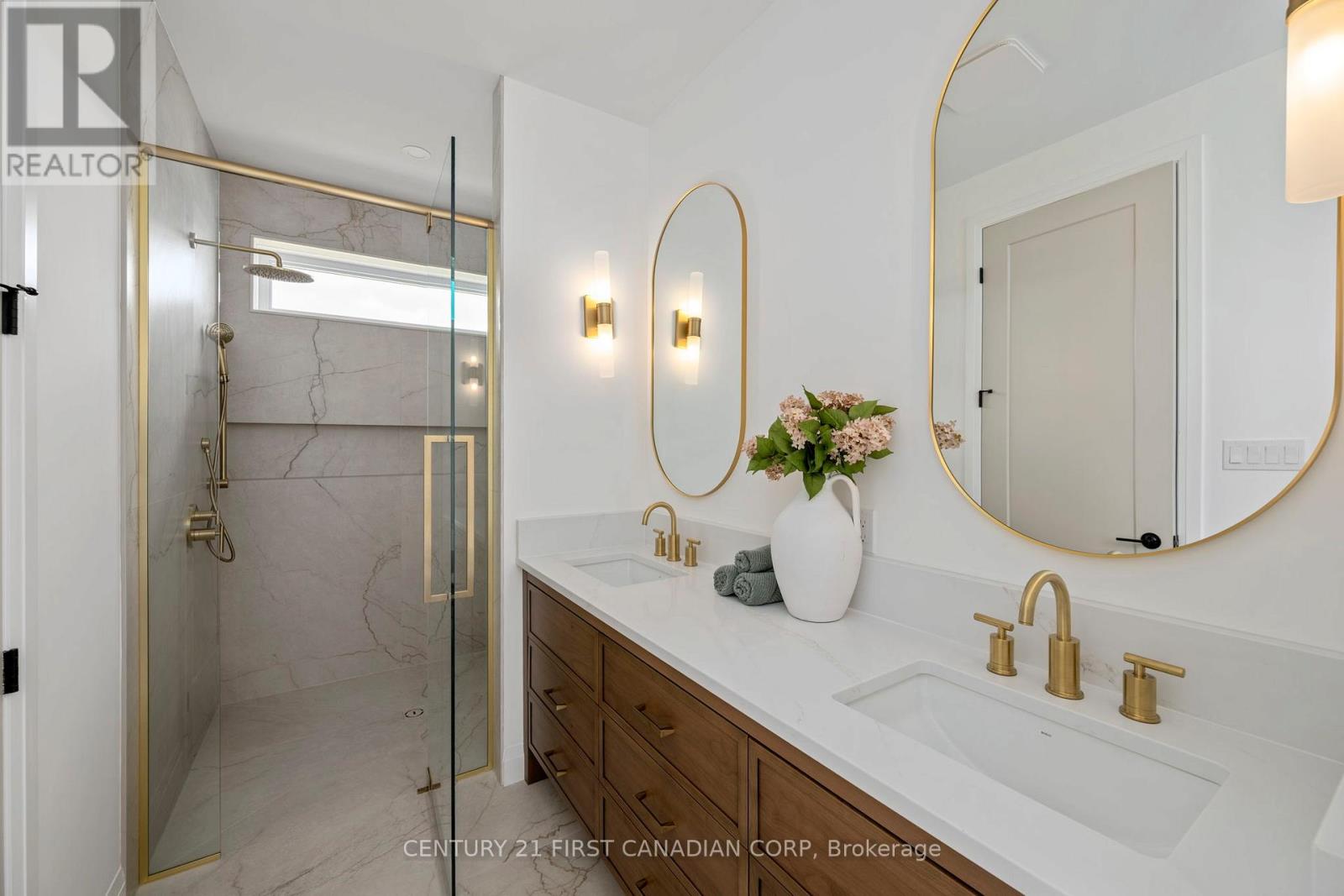 207 Foxborough Place, Thames Centre, Ontario  N0M 2P0 - Photo 18 - X12946072