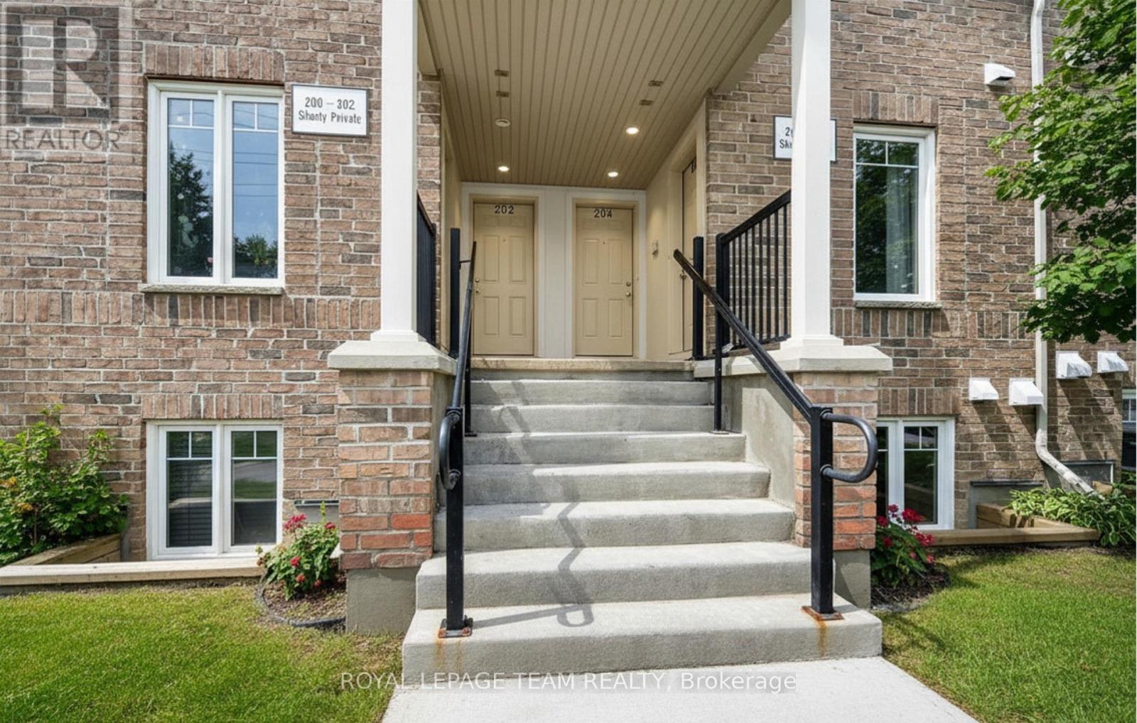 41 - 204 Shanly Private, Ottawa, Ontario  K2J 5X6 - Photo 4 - X12972664