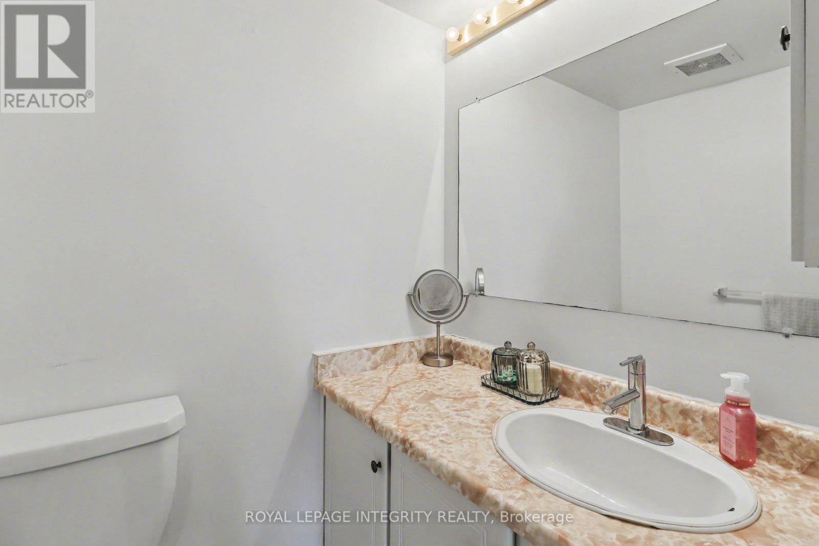 Ph2104 - 470 Laurier Avenue W, Ottawa, Ontario  K1R 7W9 - Photo 16 - X13002808